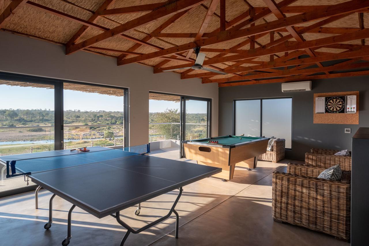 Tamboti River Lodge Hectorspruit エクステリア 写真