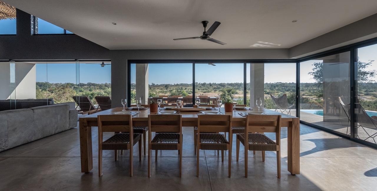 Tamboti River Lodge Hectorspruit エクステリア 写真
